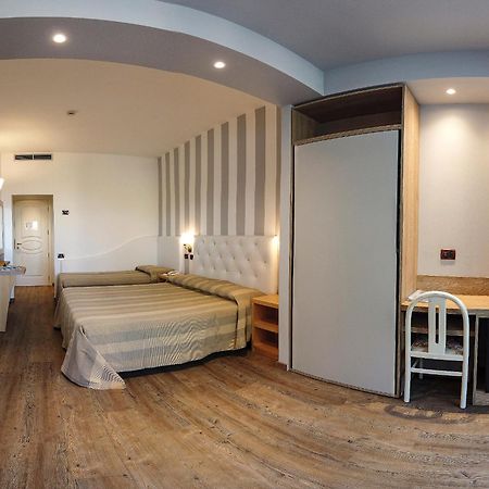 Hotel Derby Exclusive Milano Marittima Zewnętrze zdjęcie