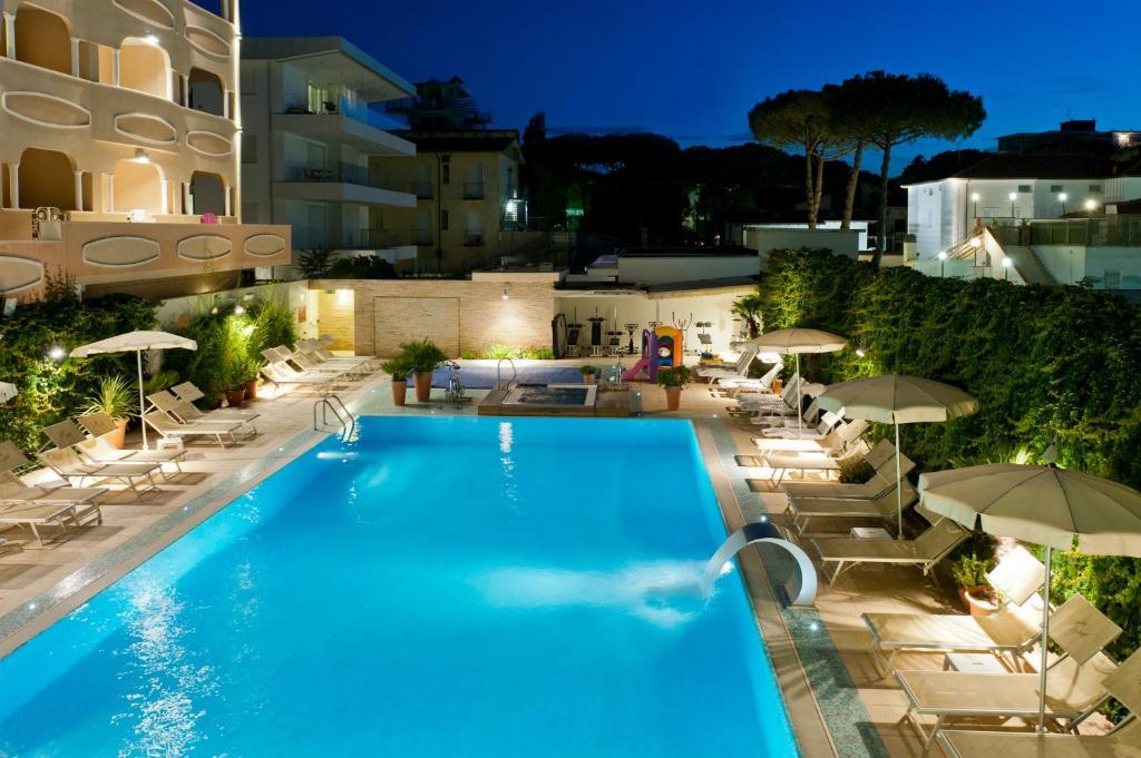 Hotel Derby Exclusive Milano Marittima Zewnętrze zdjęcie